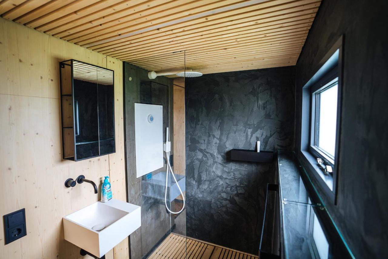Tiny House Pioneer 18 Zur Meerseite - Green Tiny Village Harlesiel Каролинензиль Экстерьер фото